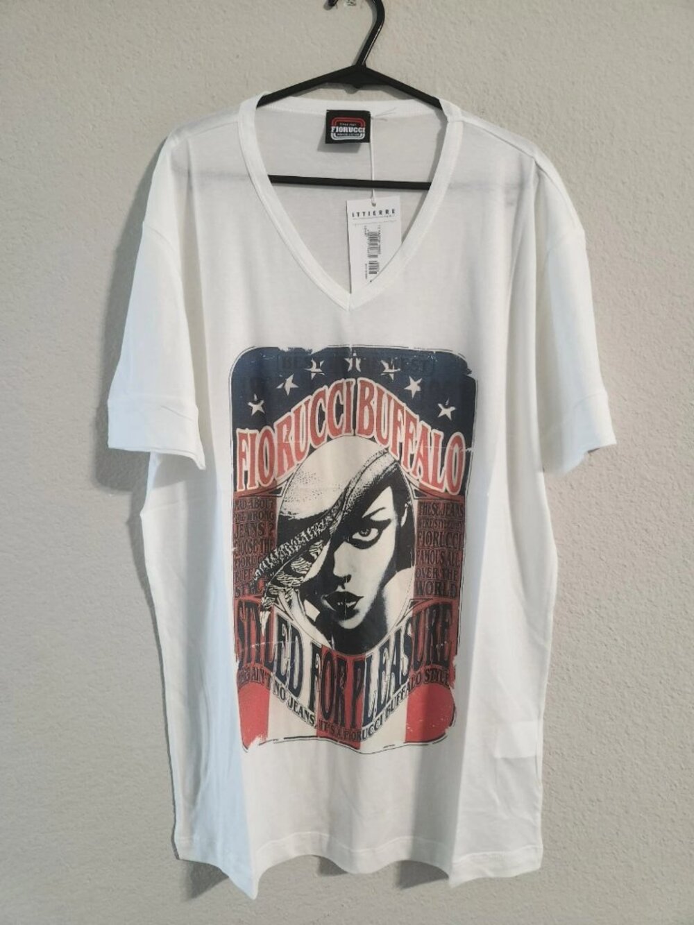 FIORUCCI Buffalo Red White Blue Semisheer V-Neck Cotton